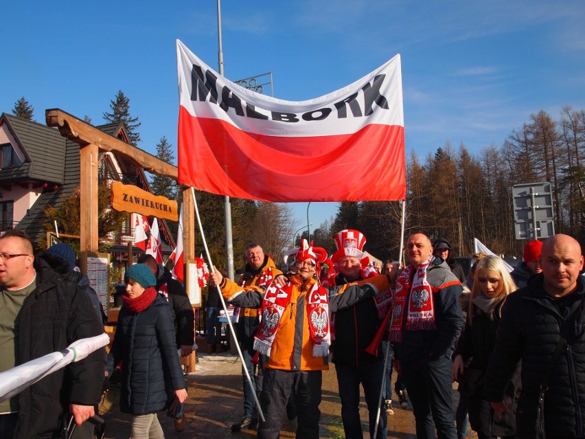 Zakopane. Kibice szykują się na skoki narciarskie [ZDJĘCIA]