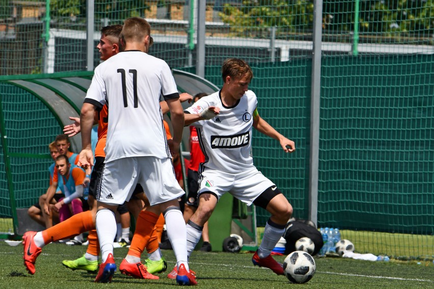 CLJ u-17. Awans wywalczony w pocie czoła. Legia Warszawa pewnie pokonała Zagłębie Lubin i zagra w finale