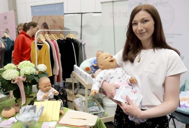 Na Mamy Targu w Łodzi okazano wszystko, co pomaga w zapewnieniu komfortu dziecku, ale także produkty "miękkie", czyli jak najlepiej zainwestować w swoją pociechę.