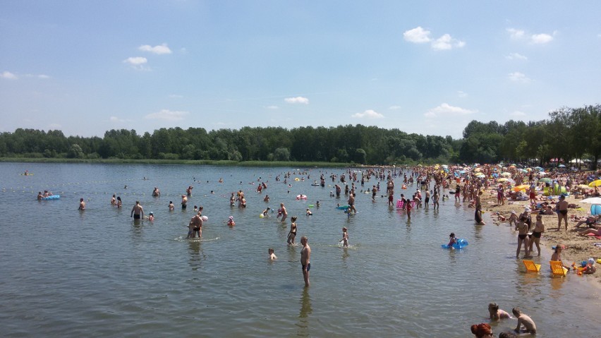 Dąbrowa Górnicza: Na plaży nad Pogorią III prawdziwe tłumy ZDJĘCIA