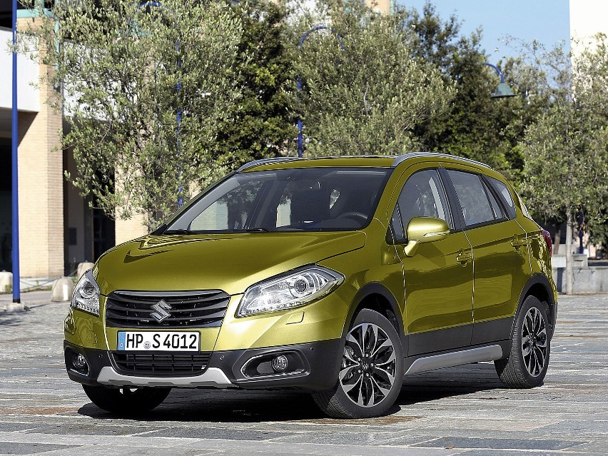 18. Suzuki SX-4 S-Cross...