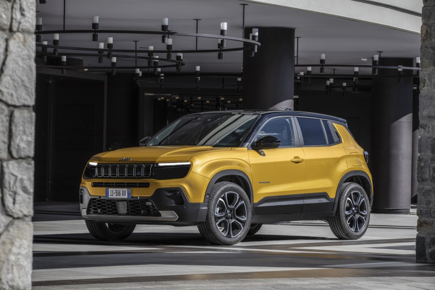 Jeep Avenger z tytułem: Europejski Samochód Roku 2023