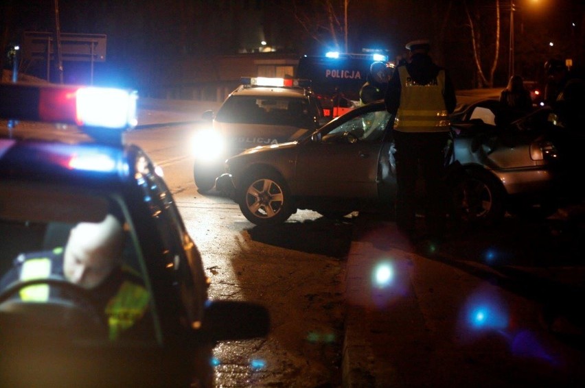 Kolizja w Dębnicy Kaszubskiej. Kierujący srebrnym Audi...