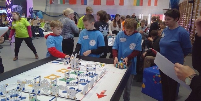 Regionalny Turniej Ligi Robotów to było prawdziwe święto młodych pasjonatów robotyki pełne pozytywnych emocji, pokaz innowacji i kreatywności uczniów ze szkół podstawowych.