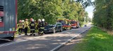 Kramkowo. Wypadek na DK 64. Volvo zderzyło się z ciężarówką. Do akcji ruszyło pięć zastępów straży i pogotowie ratunkowe (zdjęcia)