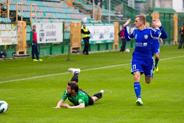 Miedź Legnica ograła Puszczę