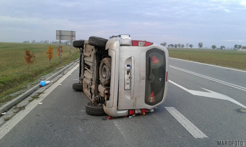 Około godz. 14 na obwodnicy Grodkowa zderzył się volkswagen...