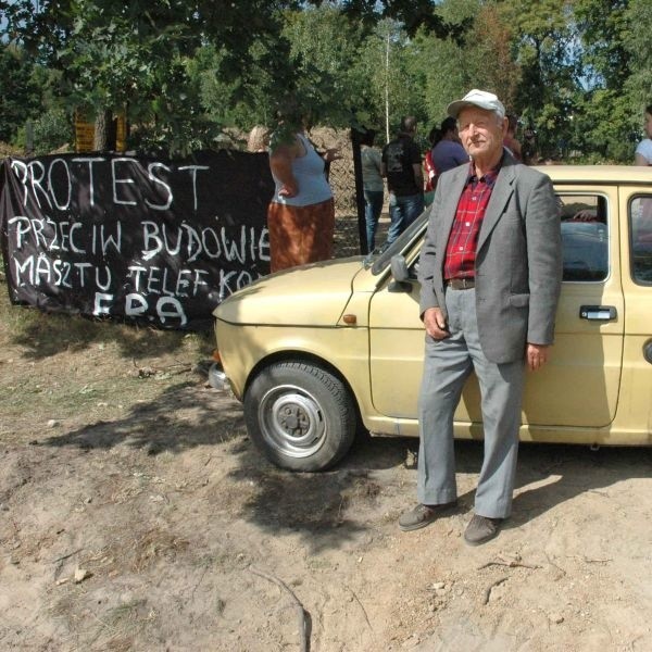 - Będziemy protestować aż do skutku - zapowiada Tadeusz Grochowiecki.