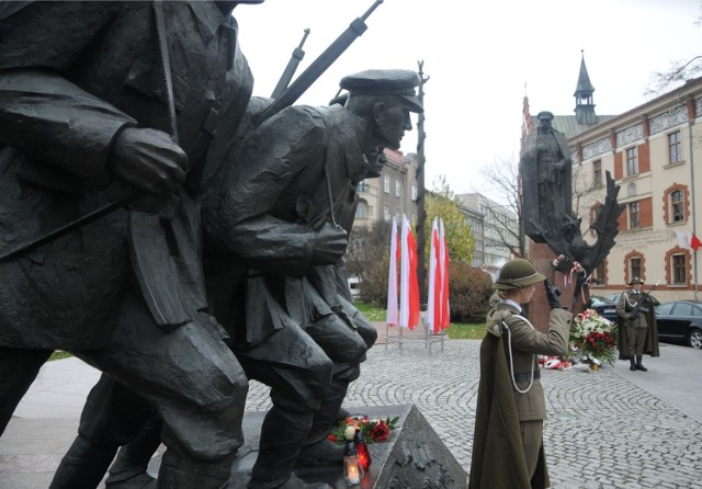 Skwer z pomnikiem marszałka Piłsudskiego, ma szansę zyskać imię gen. Zygmunta Zielińskiego