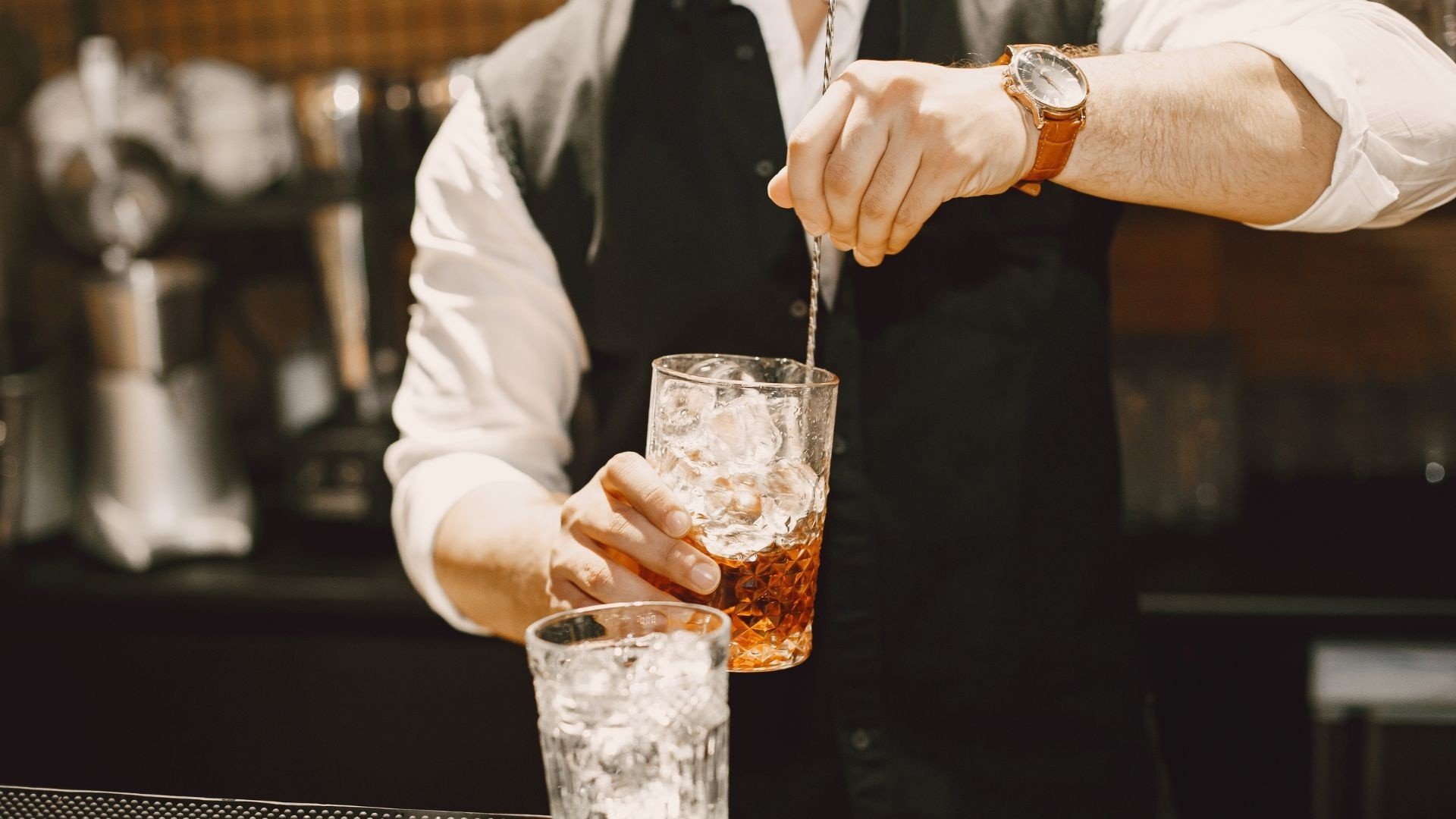 Osoby o tym imieniu piją najwięcej alkoholu. Kto znalazł się na liście? Sprawdź 13.08.2026
