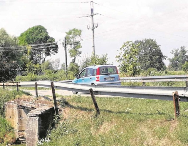 Most jest w fatalnym stanie i zagraża bezpieczeństwu