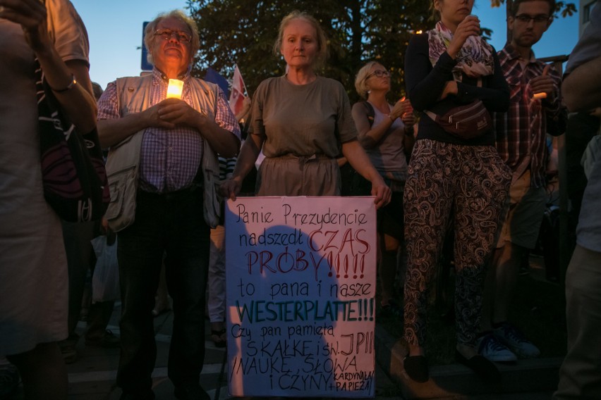 24 lipca 2017. Protest w obronie niezależności sądów na...