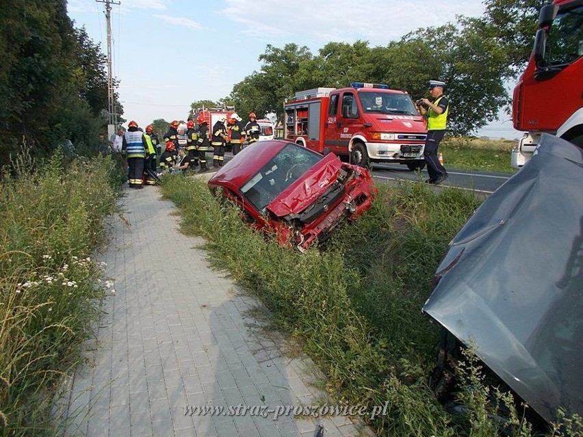 Hebdów. Wypadek na trasie Koszyce - Nowe Brzesko, 7 osób rannych