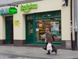 Jak otwarte sklepy 3 maja? Godziny otwarcia sklepów. Gdzie zrobimy zakupy? [Żabka, Freshmarket, Biedronka, Lidl, Tesco, Kaufland, Carrefour]