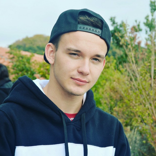 Piotr Kępiński ma 21 lat, studiuje informatykę na Politechnice Świętokrzyskiej.