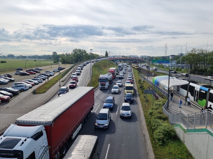 Korek na ulicy Gdańskiej w Szczecinie. Uwaga kierowcy! Przebudowa będzie trwała do połowy czerwca