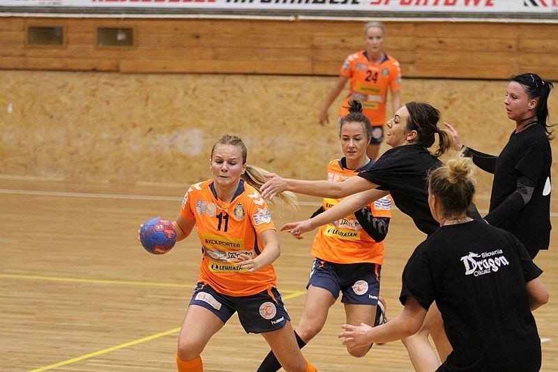 Korona Handball Kielce - SPR Olkusz 25:19 (14:10)