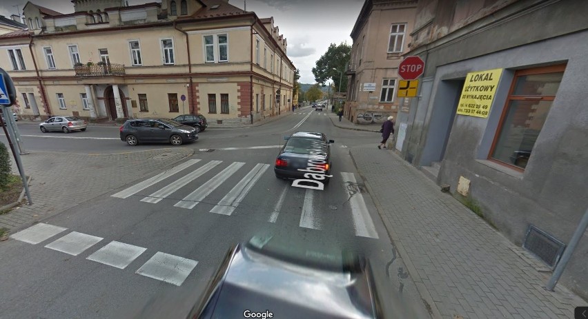 Skrzyżowanie ulic: Dąbrowskiego, Kołłątaja i Bernardyńskiej...
