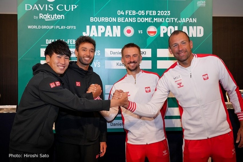 Od lewej: Yosuke Watanuki, Ben McLachlan, Jan Zieliński i...