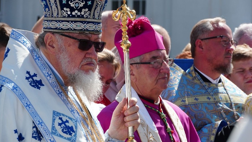 Święto Supraskiej Ikony Matki Bożej. Tłumy wiernych oddały pokłon ikonie. W uroczystościach udział wziął abp Sławoj Leszek Głódź [ZDJĘCIA]