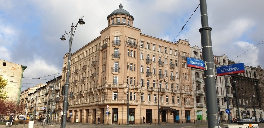 Hotel Pałac Polonia. Budynek wzniesiono w latach 1910-1912.