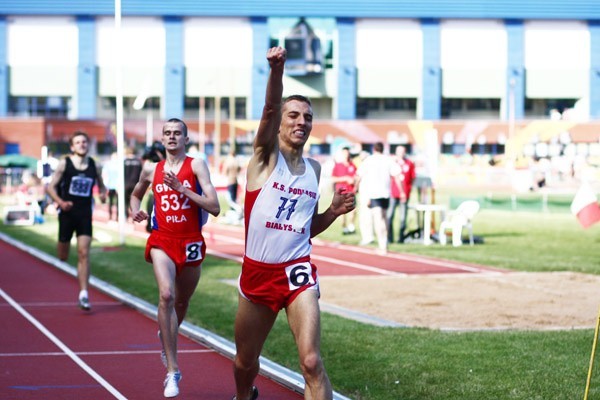 Damian Roszko (nr 77) na 1500 metrów, zdobył swój drugi złoty medal. Teraz jedzie na mistrzostwa świata juniorow w Kanadzie.