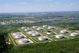W gdańskiej bazie naftowej przybędą dwa gigantyczne zbiorniki na ropę naftową