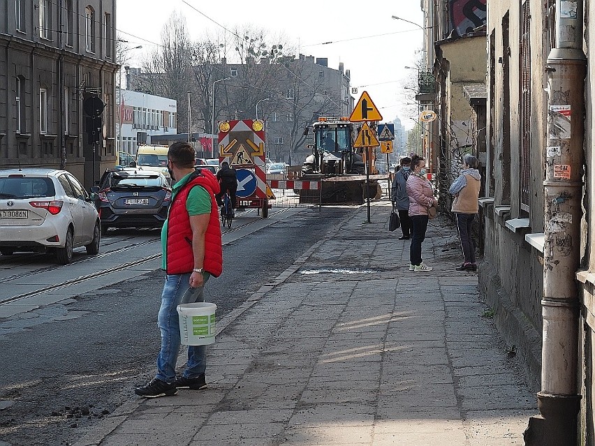 Kolejna awaria wodociągowa na ul. Franciszkańskiej. Nie jeżdżą tramwaje, utrudnienia dla kierowców