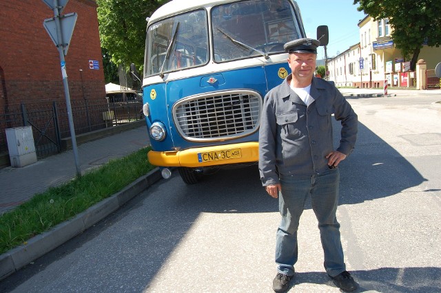 Artur Lemański założył „Muzeum komunikacji” w Paterku. Jego zabytkowe autobusy pojawiają się na imprezach nie tylko  w regionie.