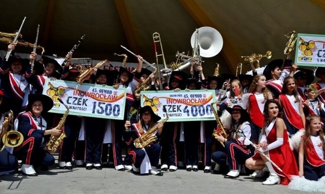 Młodzieżowa Orkiestra Dęta Miasta Zwolenia na festiwalu w Inowrocławiu.