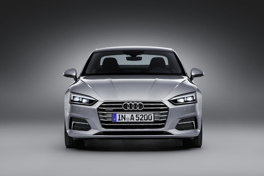 Audi A5 Coupe...