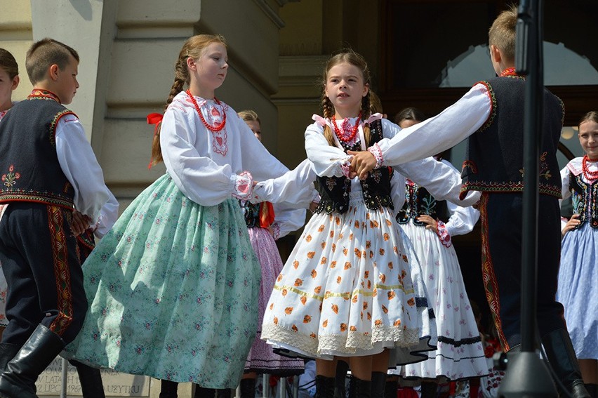 Dzieci z Mystkowa i ze Sławuty na Ukrainie oczarowały publiczność [ZDJĘCIA]