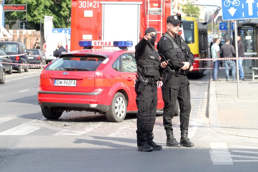 Paweł R. podłożył bombę w autobusie i liczył że za jej...