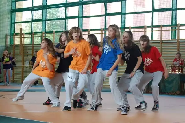Formacja hip-hopowa Braterstwo Stylu z Nakła  bardzo dobrze wypadła podczas turnieju. W kategorii wiekowej 12-15 lat tancerze wywalczyli drugie miejsce. Pierwsze przypadło grupie tanecznej "Crips&#8221; ze szkoły tańca Raz-Dwa-Trzy z Inowrocławia.