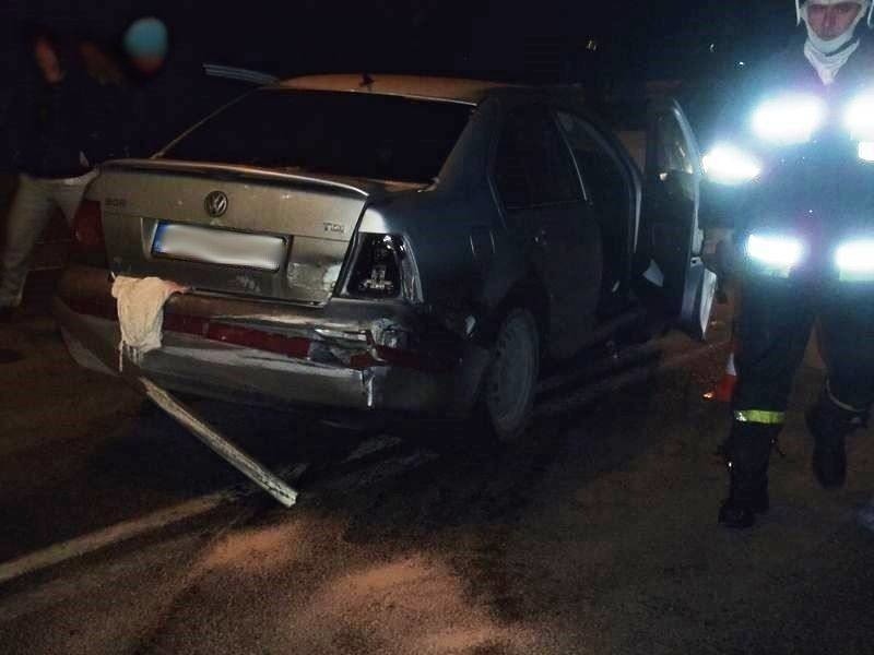 Nocny wypadek pijanego kierowcy [ZDJĘCIA]