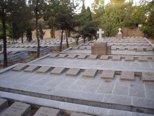 Minister Spraw Zagranicznych Zbigniew Rau odwiedził cmentarz w Teheranie, gdzie leżą Polacy.