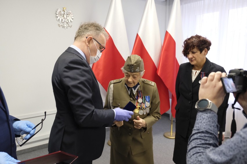 Odznaczenia w delegaturze Urzędu Wojewódzkiego w Toruniu....