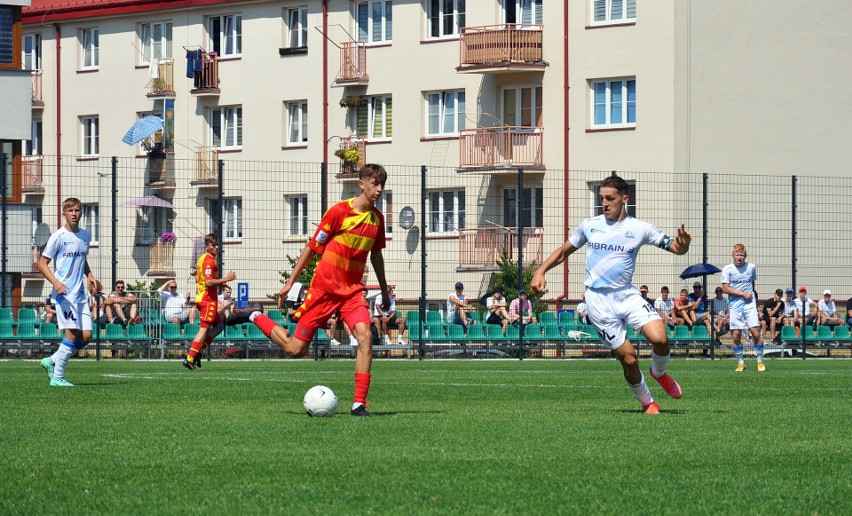 Piłkarze Stali Rzeszów zaczęli mecz od prowadzenia 1:0....