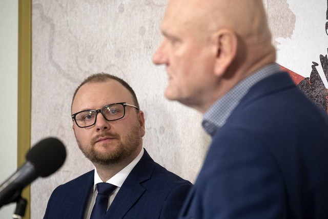 27 maja 2020 roku: prezydent Torunia Michał Zaleski przedstawia swojego nowego zastępcę. To Paweł Gulewski z Platformy Obywatelskiej