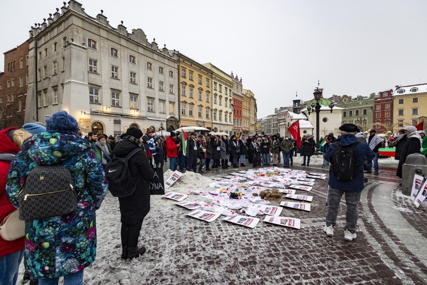 W sobotę, 9 grudnia, na Rynku Głównym w Krakowie odbyła się...