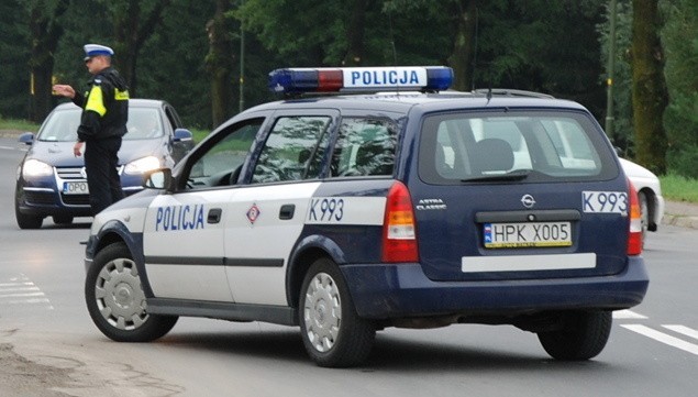 Po wypadku policjanci wyznaczyli objazdy przez Nowaą Sól