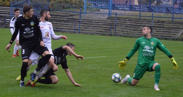 Sobota, 10 października. Lechia Gran-Bud Zielona Góra - Piast Żmigród 1:1 (1:0)