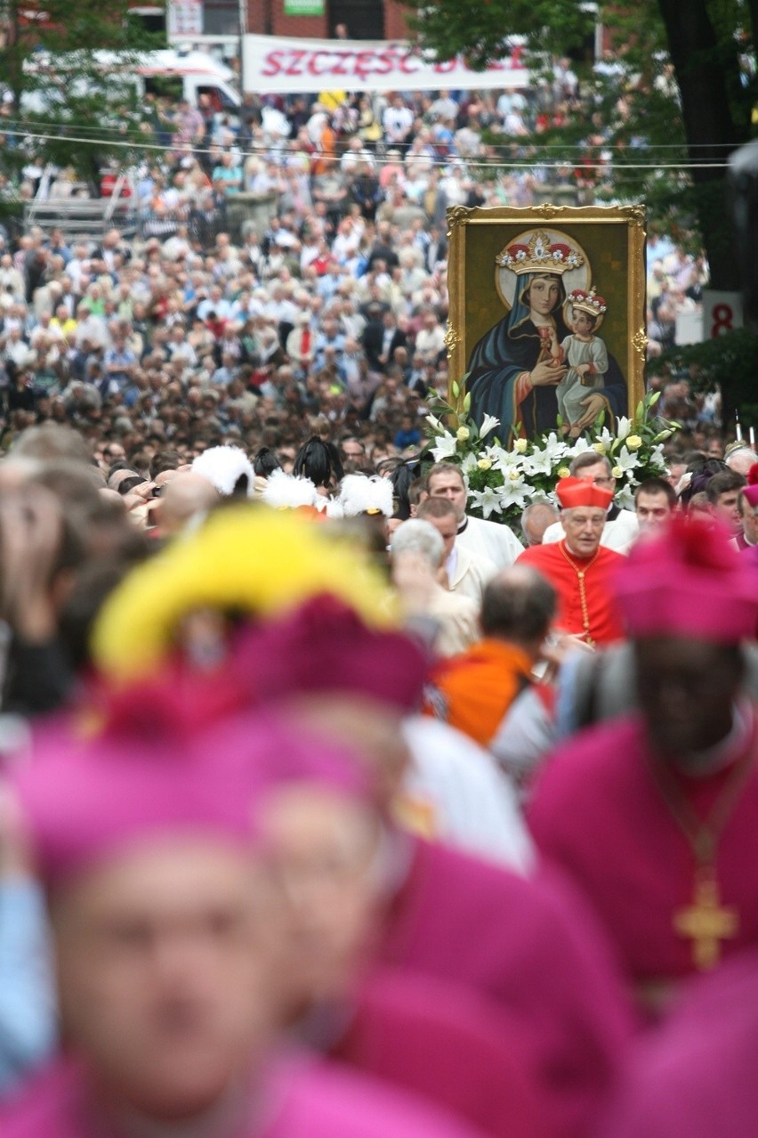 Pielgrzymka mężczyzn do Piekar Śląskich 2014 w obiektywie DZ