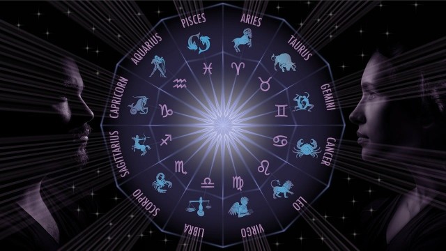 Oto horoskop dzienny - przygotowany dla 12 znaków zodiaku. Baran, Byk, Bliźnięta, Rak, Lew,  Panna, Waga, Skorpion, Strzelec, Koziorożec, Wodnik, Ryby. Co cię dziś czeka? Sprawdź, co na ten dzień przewiduje wróżka Samanta. ZNAJDŹ SWÓJ ZNAK ZODIAKU >>>>
