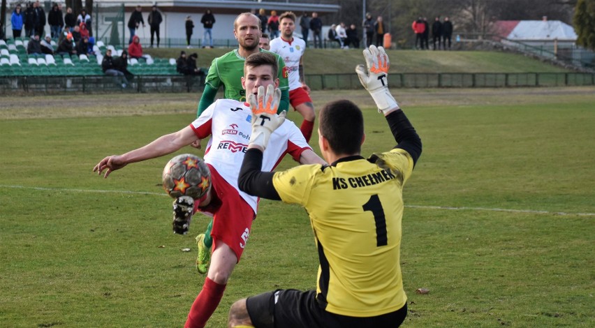 IV liga piłkarska w Małopolsce: KS Chełmek - MKS Trzebinia...