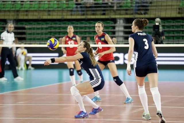 Biało-czerwone przegrały we wcześniejszych grupowych meczach z Rosjankami 2:3 i Belgijkami 1:3.