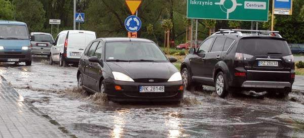 Zalane ulice w Krośnie.