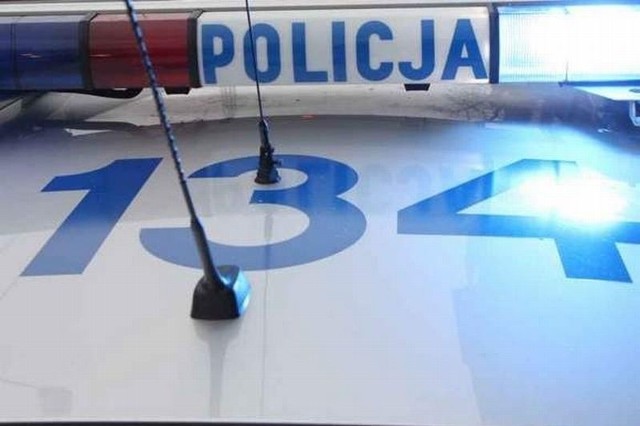 Policja bada wypadek na ul. Wiejskiej