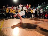 130 osób wzięło udział w zawodach breakdance w Jezierzycach