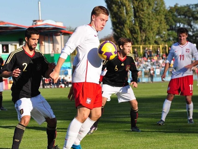 szkoleniowa młodzieżowych reprezentacji jest bardzo ważna w kontekście przyszłości polskiej piłki.